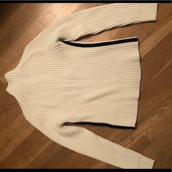 White quarter zip sweater - Picture 4 of 4
